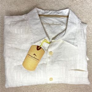 Tommy Bahama White Button up Tee